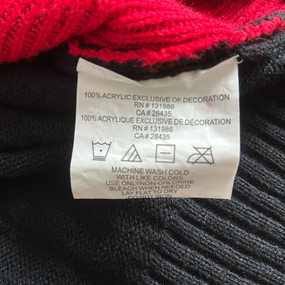 IMAGIN8 Black Christmas Pour the Merlot Sweater Ugly sweater Wine - Picture 4 of 8